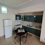 Juri דירה *